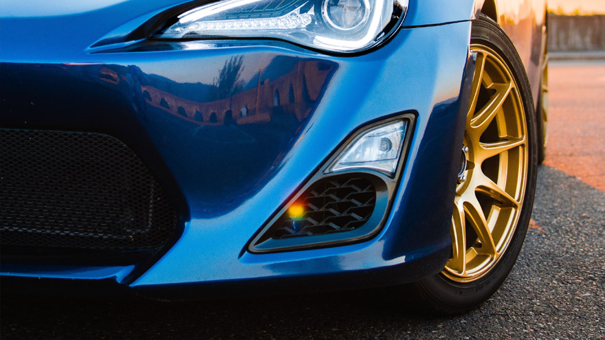 长期露天停车，阳光会“烤坏”车漆吗？如何保护汽车漆面